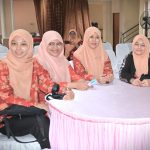 Para anggota DWP saat ceria mengikuti rangkaian acara (Foto:Humas/Jamal Ripani)