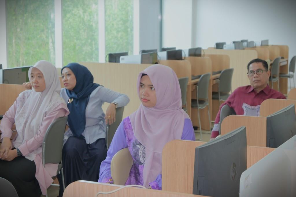 Para peserta saat serius mengikuti Bimtek (Foto:Humas)
